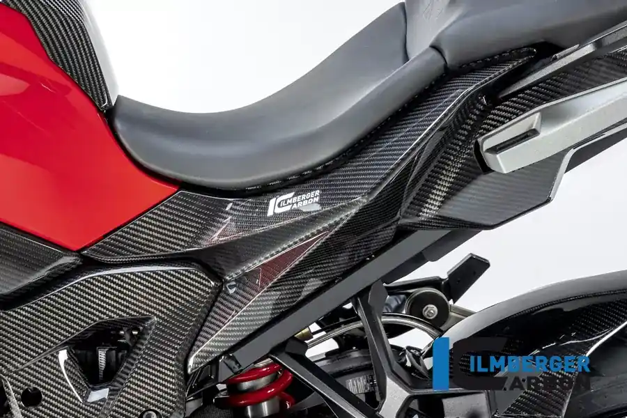 Ilmberger Carbon Heckverkleidung links glänzend passend für BMW S1000XR 2020-2023 Finale Aktion