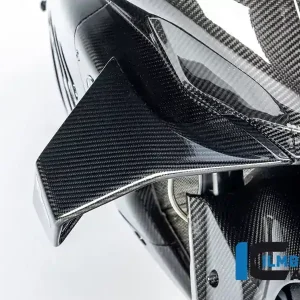 Ilmberger Carbon Winglet rechts glänzend passend für BMW M1000RR 2023- Neue Ware