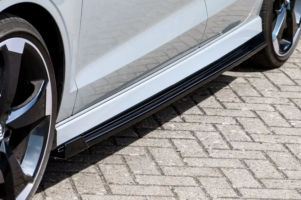 Sale Seitenschweller mit Wings vorne passend für Audi A3 8VS S3 & RS3 Limousine
