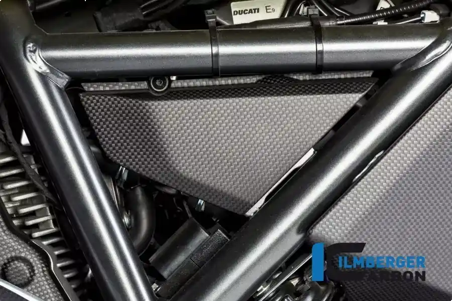 Jetzt Kaufen Ilmberger Carbon Abdeckung unterm Rahmen rechts matt passend für Ducati Scrambler