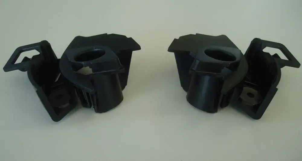 PDC-Halter-Set schwarz passend für Audi A5 (B8/B81) Cabrio ab Facelift Highlight