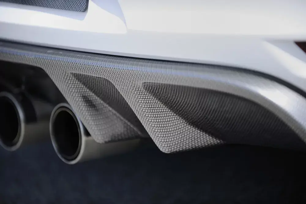 Neue Kollektion Rieger Heckeinsatz mit 2 Doppelfinnen passend für VW Golf 6 GTD 5-tür.