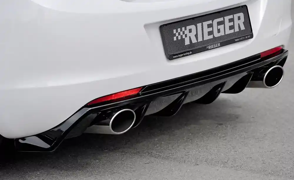 Top-Angebot Rieger Heckeinsatz passend für Opel Astra J 5-türig (11.08-09.12)