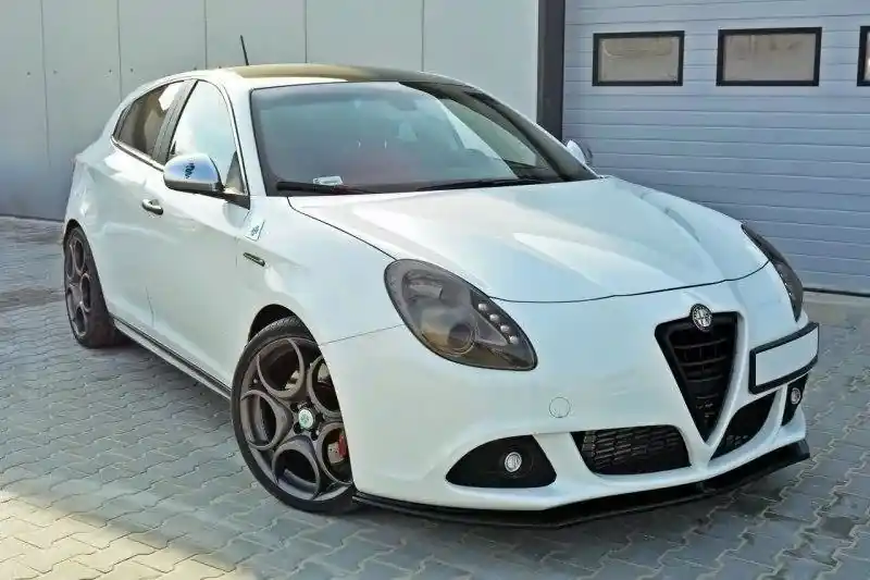 Front Ansatz V.1 passend für Alfa Romeo Giulietta Markenprodukt