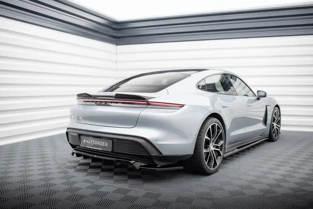 Solange Der Vorrat Reicht Mittlerer Cup Diffusor DTM Look Heck Ansatz passend für Porsche Taycan Mk1