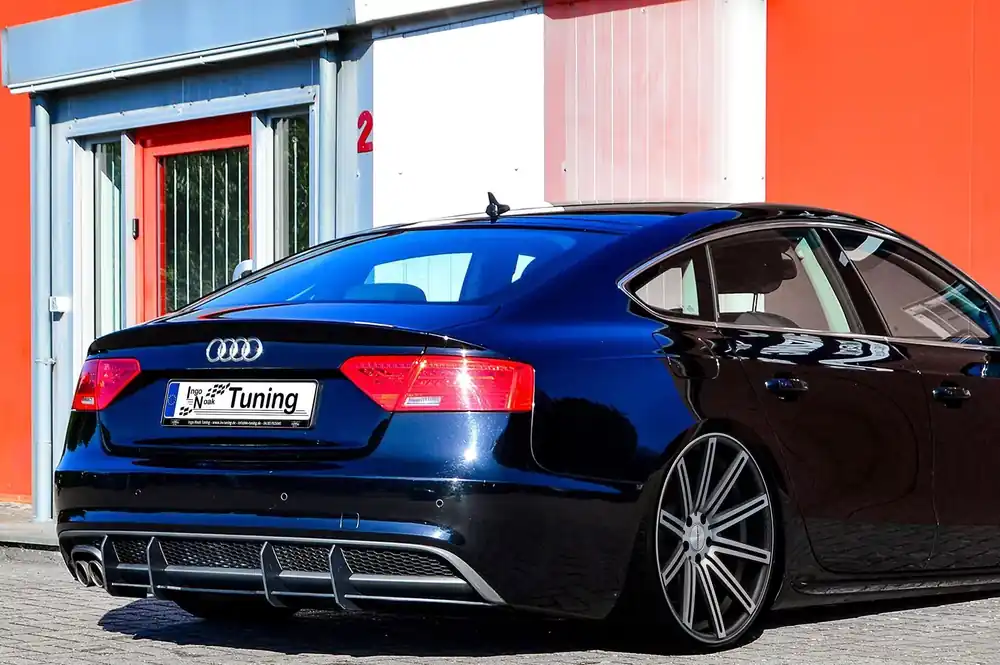 Saisonangebot Heckansatz passend für Audi A5 B8 Facelift mit S-Line Diffusor und Endrohr links