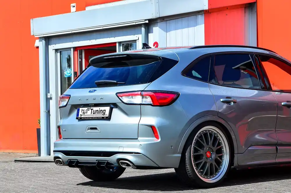 Rabatt Gefräster Heckansatz passend für Ford Kuga 3 DFK ab 2019