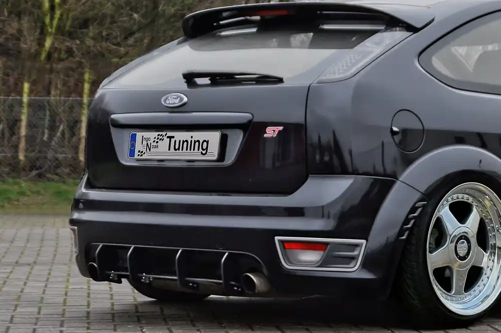 Heckdiffusor passend für Ford Focus ST DA3 bis Facelift Jetzt Kaufen