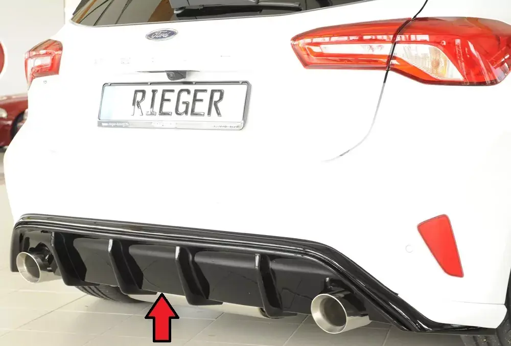 Rieger Heckeinsatz passend für Ford Focus 4 ST (DEH) 5-türig 06.19–03.22 Echt