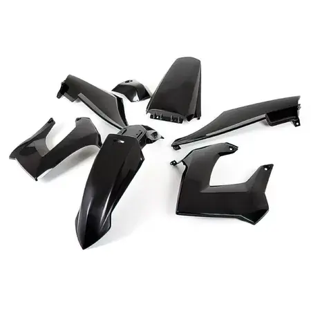 Neue Ware Verkleidungskit STR8 7 Teile schwarz Derbi X-treme bis 2011
